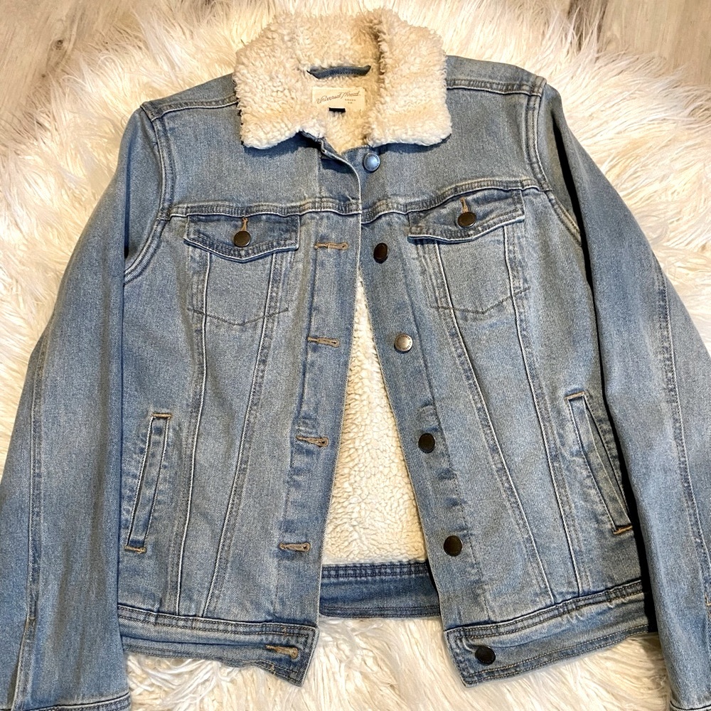 • sherpa jean jacket •